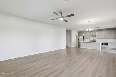 6568 N 15th Drive, Phoenix, AZ 85015 - Photo 7