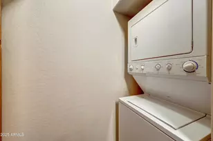 2950 W Louise Dr, Phoenix, AZ 85027 - Photo 23