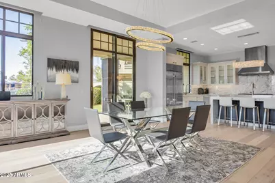 2 Biltmore Estate #109, Phoenix, AZ 85016 - Photo 3