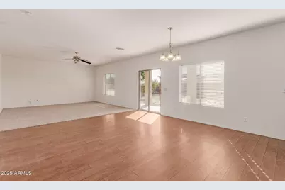 23419 W Hopi Street, Buckeye, AZ 85326 - Photo 9