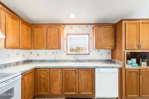 2401 N Calle Corazon, Huachuca City, AZ 85616 - Photo 13