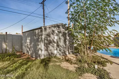 2302 W Berridge Lane, Phoenix, AZ 85015 - Photo 39