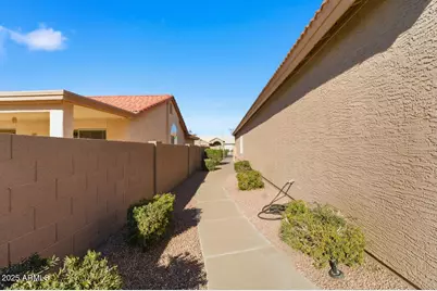 10545 E Halley Drive, Sun Lakes, AZ 85248 - Photo 29