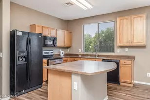 3148 W Maldonado Rd, Phoenix, AZ 85041 - Photo 9