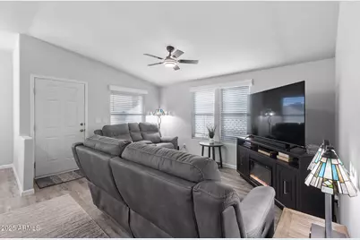 1363 N Plaza Drive #9, Apache Junction, AZ 85120 - Photo 15