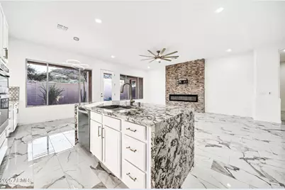 11530 S Morningside Drive, Goodyear, AZ 85338 - Photo 9