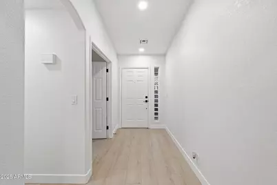 11526 E Mendoza Avenue, Mesa, AZ 85209 - Photo 3