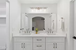 11526 E Mendoza Ave, Mesa, AZ 85209 - Photo 19