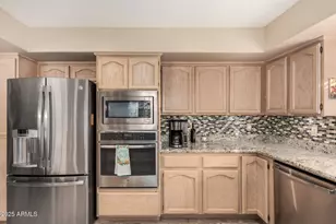 25232 S Flame Tree Dr, Sun Lakes, AZ 85248 - Photo 15