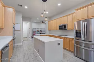 2925 W Donatello Dr, Phoenix, AZ 85086 - Photo 31