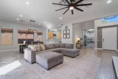 2925 W Donatello Drive, Phoenix, AZ 85086 - Photo 19