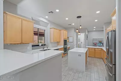 2925 W Donatello Drive, Phoenix, AZ 85086 - Photo 29