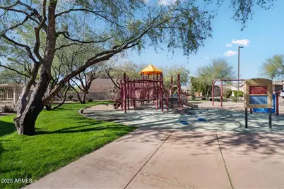 2925 W Donatello Drive, Phoenix, AZ 85086 - Photo 81