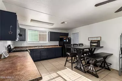 3049 N 53rd Drive, Phoenix, AZ 85031 - Photo 9