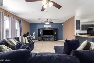 3049 N 53rd Dr, Phoenix, AZ 85031 - Photo 5