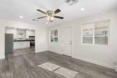 402 W Wier Avenue, Phoenix, AZ 85041 - Photo 7