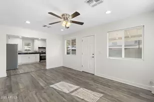 402 W Wier Ave, Phoenix, AZ 85041 - Photo 7