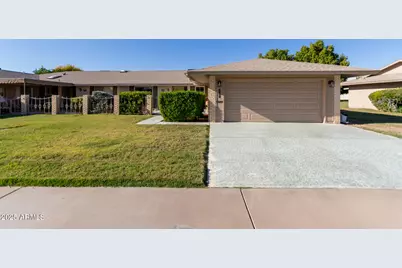 10427 W Roundelay Circle, Sun City, AZ 85351 - Photo 1