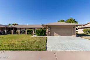 10427 W Roundelay Cir, Sun City, AZ 85351 - Photo 1