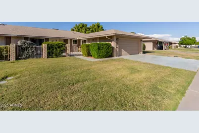 10427 W Roundelay Circle, Sun City, AZ 85351 - Photo 5