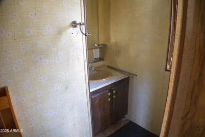 16071 S Yavapai Drive, Mayer, AZ 86333 - Photo 19