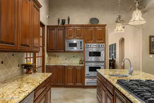 6000 N Palo Cristi Rd, Paradise Valley, AZ 85253 - Photo 9