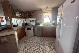 33240 N 224th Ave, Wittmann, AZ 85361 - Photo 5