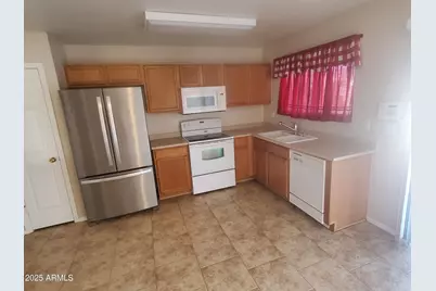 10530 W Louise Drive, Peoria, AZ 85383 - Photo 9