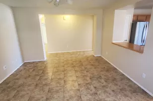 10530 W Louise Dr, Peoria, AZ 85383 - Photo 5