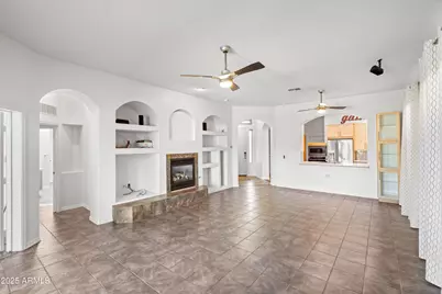 26843 N 65th Avenue, Phoenix, AZ 85083 - Photo 9