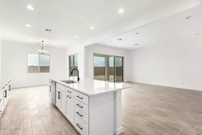 18131 W Watkins Street, Goodyear, AZ 85338 - Photo 7