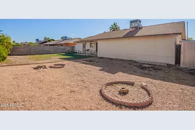 10442 W Harmont Drive, Peoria, AZ 85345 - Photo 25