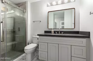 10544 W Prairie Hills Cir, Sun City, AZ 85351 - Photo 23