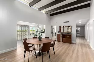 10544 W Prairie Hills Cir, Sun City, AZ 85351 - Photo 11