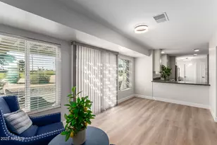 10544 W Prairie Hills Cir, Sun City, AZ 85351 - Photo 13