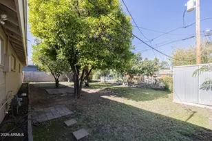 530 W 15th St, Tempe, AZ 85281 - Photo 25