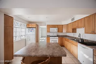 530 W 15th St, Tempe, AZ 85281 - Photo 9