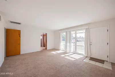 530 W 15th Street, Tempe, AZ 85281 - Photo 5