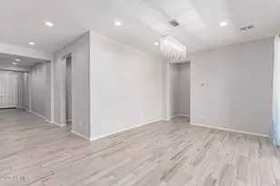 8010 W Atlantis Wy, Phoenix, AZ 85043 - Photo 15