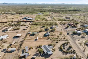 25124 W Saddle Mountain Rd, Morristown, AZ 85342 - Photo 37