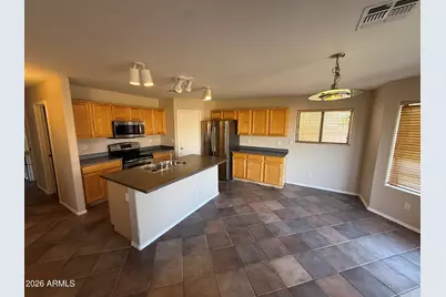 8102 W Hammond Lane, Phoenix, AZ 85043 - Photo 7