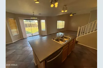 8102 W Hammond Lane, Phoenix, AZ 85043 - Photo 11