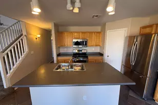 8102 W Hammond Ln, Phoenix, AZ 85043 - Photo 9