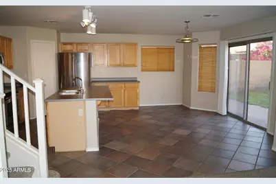 8102 W Hammond Lane, Phoenix, AZ 85043 - Photo 5