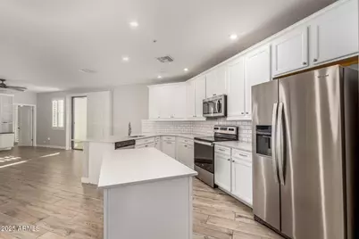 2511 W Queen Creek Road #105, Chandler, AZ 85248 - Photo 5