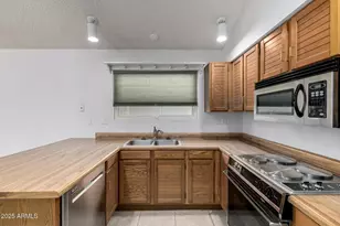 5233 W Jupiter Way N, Chandler, AZ 85226 - Photo 9