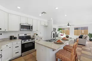 1417 W Wagoner Rd, Phoenix, AZ 85023 - Photo 13