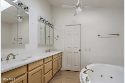 8120 N 10th Place, Phoenix, AZ 85020 - Photo 15