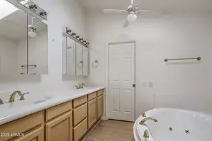 8120 N 10th Pl, Phoenix, AZ 85020 - Photo 15