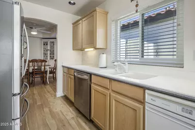 8120 N 10th Place, Phoenix, AZ 85020 - Photo 9